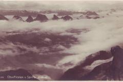 Churfirsten vom Säntis, rechts Wetterwart Peter Steier, Poststempel von 1932. Aufnahme und Verlag von Hans Gross, St. Gallen, Nr. 210
