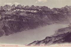 Walensee und Churfirsten von der Alp Firz um 1910. Aufnahme von Arnold Heim, Edition Photoglob Co., Zürich, Nr. 7208