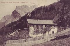 Wirtschaft zum Annahof ob Maienfeld, mit Falknis, um 1915. Verlag Gebrüder Fetzer, Ragaz