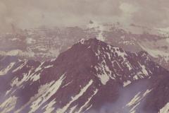 Blick vom Pizol übers Sazmartinhorn zum Ringelspitz im Juni 1913. Unbekannter Fotograf