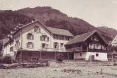 Valens, Gasthaus Piz Sol, Poststempel vom 07.06.1935. Aufnahme und Verlag von Edmund Fetzer, Ragaz